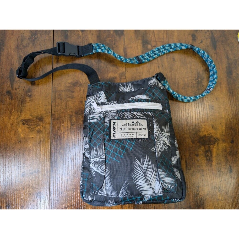 KAVU Zippit Crossbody Bag Palmagrid Black Teal Palm Grid Rope Strap Sling Pack